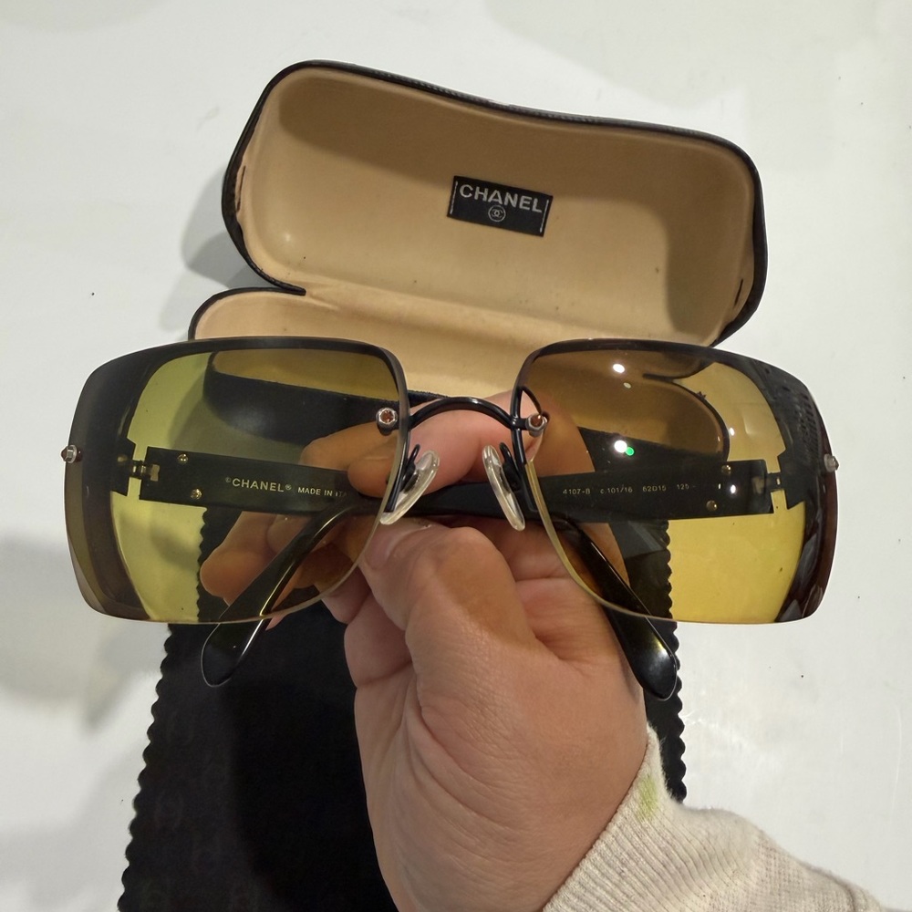 pair of vintage Chanel 4017-D rimless sunglasses with yellow gradient lenses